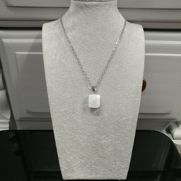 Natural Quartz Crystal Necklace Gemstone Pendant Stainless-Steel Chain 20" - Picture 12 of 17